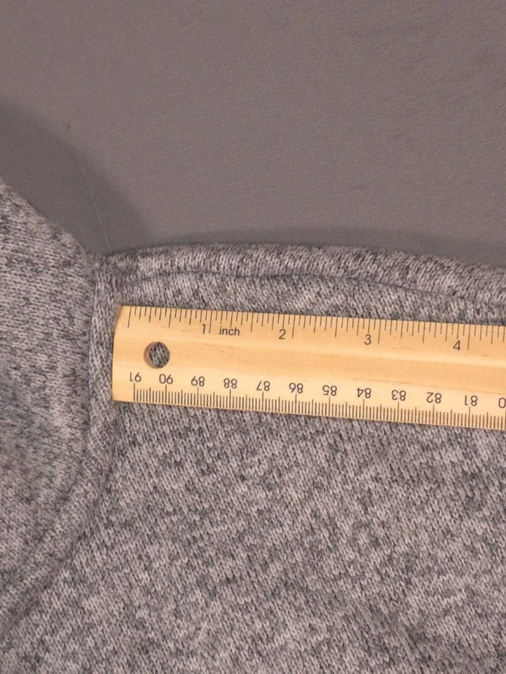 L.L.Bean Men's Large Gray Sweater Fleece Vest Slightly Fitted 505974